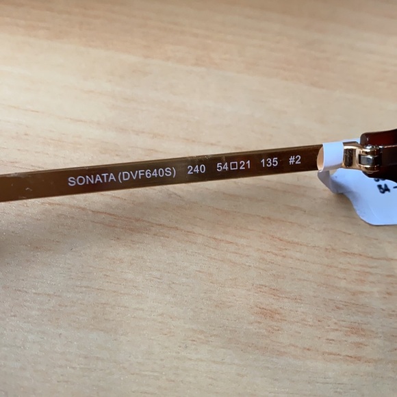 DVF Diane Von Furstenberg sonata Round sunglasses NWT - Picture 6 of 9